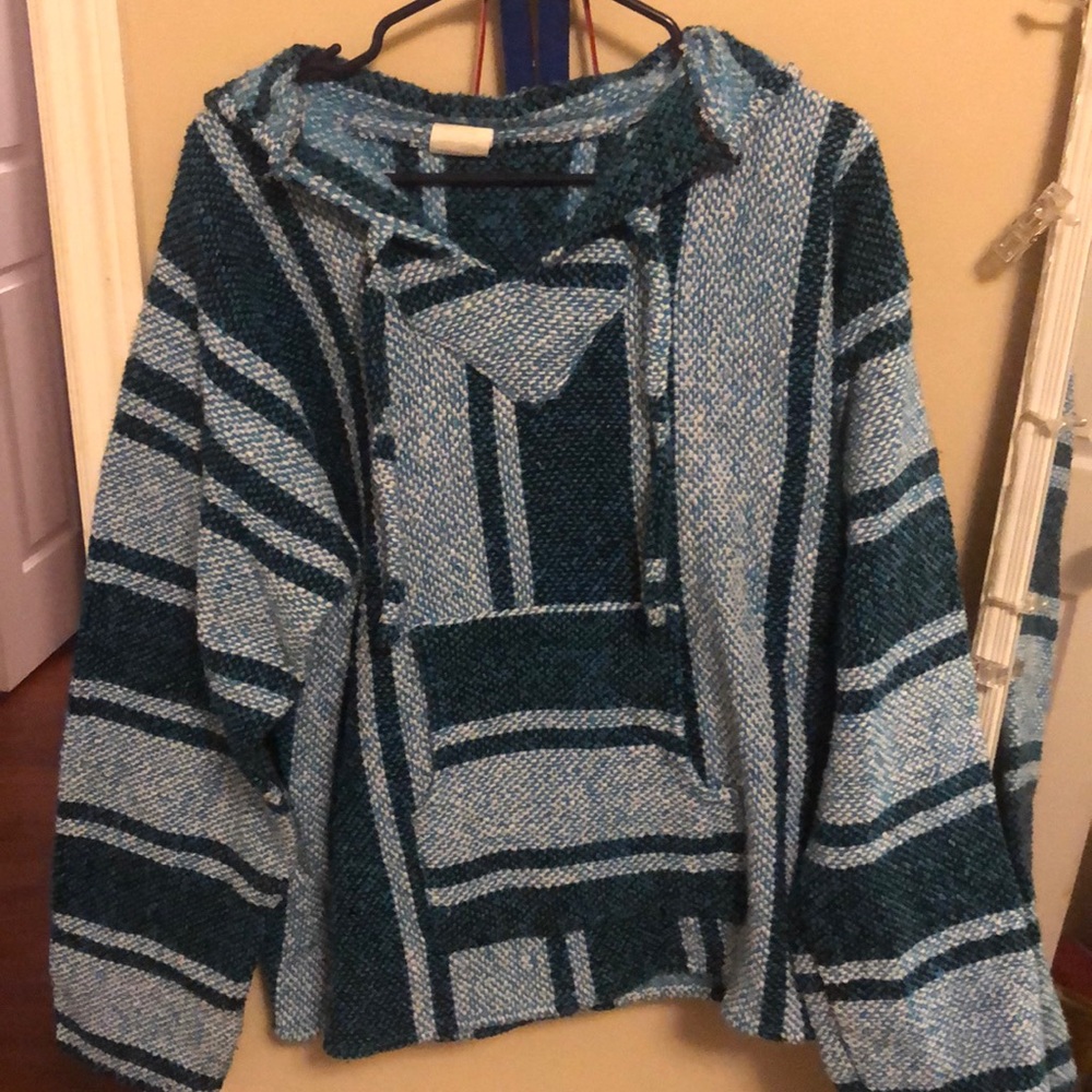 Hooded sweater